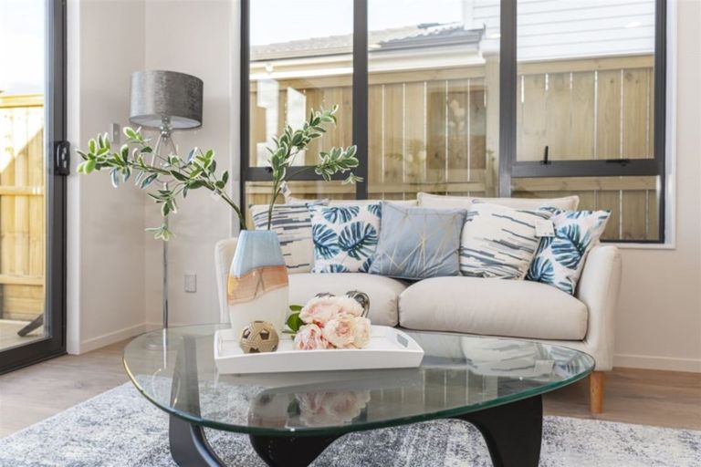 Photo of property in 54 Tir Conaill Avenue, Flat Bush, Auckland, 2019