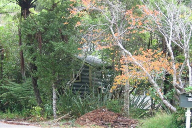 Photo of property in 126 Pinehaven Road, Pinehaven, Upper Hutt, 5019