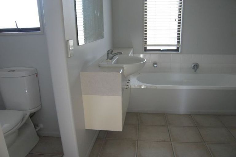 Photo of property in 48 Peverel Street, Riccarton, Christchurch, 8041