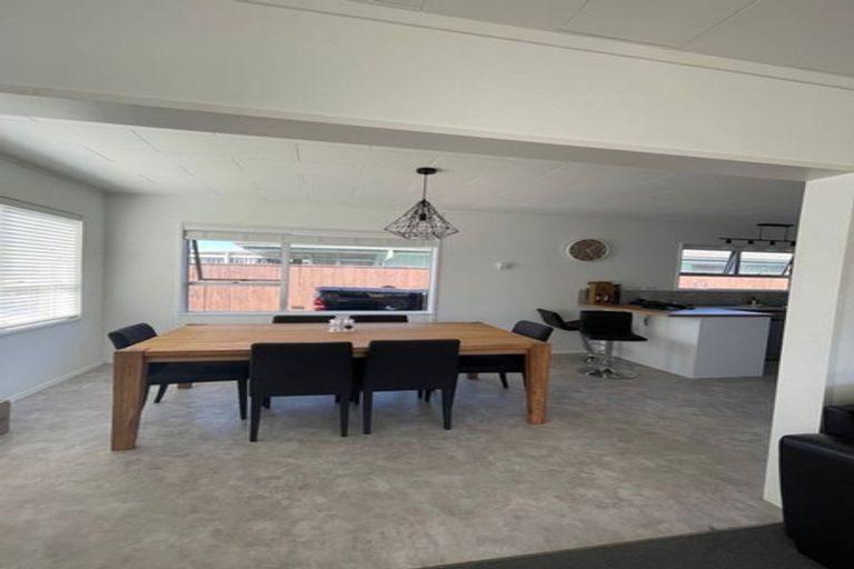 Photo of property in 36 Lockhart Avenue, Milson, Palmerston North, 4414