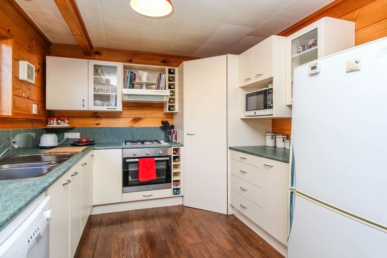 Photo of property in 1/74 Colwill Road, Massey, Auckland, 0614