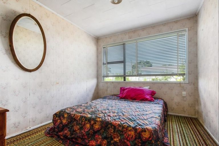 Photo of property in 38 Wallace Road, Mangere Bridge, Auckland, 2022