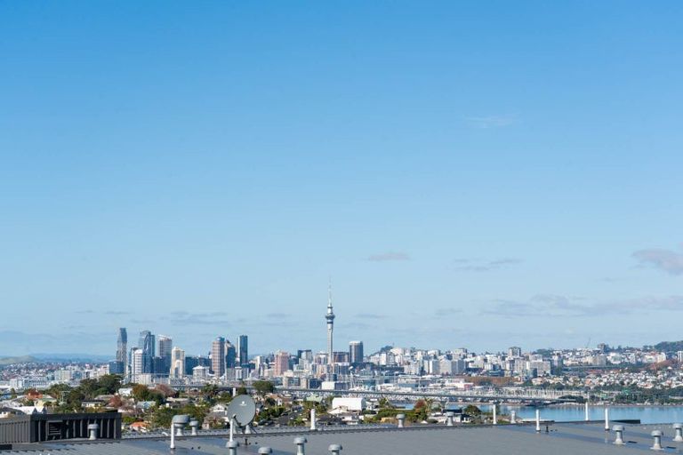 Photo of property in 413/19 Rawene Road, Birkenhead, Auckland, 0626