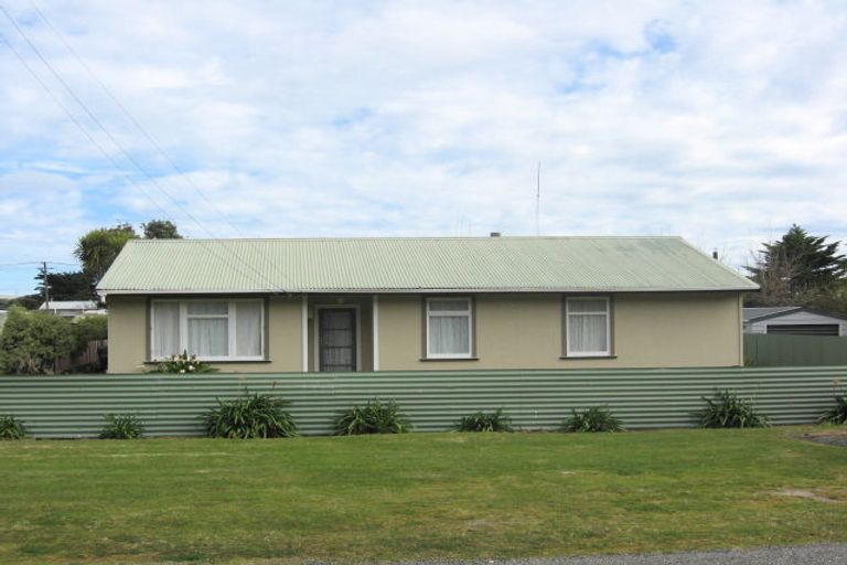 Photo of property in 171 Kahukura Avenue, Waitarere Beach, Levin, 5510