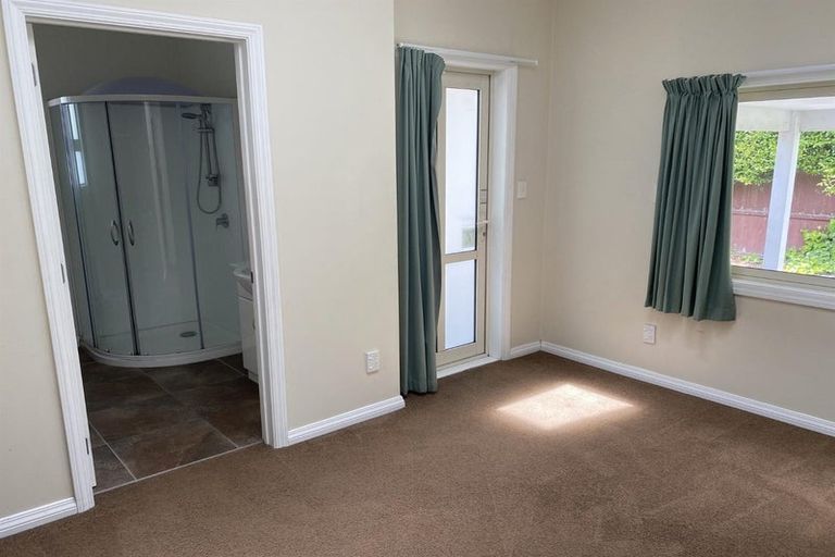 Photo of property in 1 Piko Crescent, Riccarton, Christchurch, 8041