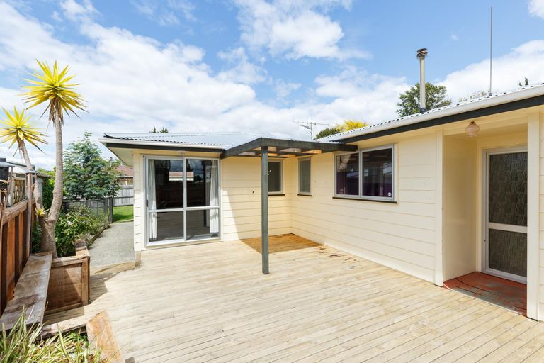 Photo of property in 11 Capri Place, Awapuni, Palmerston North, 4412