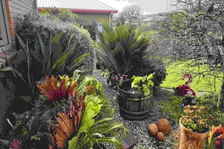 Photo of property in 9 Edgewater Grove, Whakatane, 3120