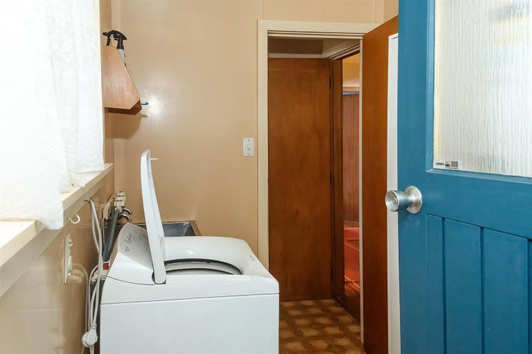 Photo of property in 59 Main Road, Harihari, 7884