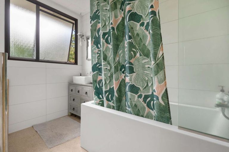 Photo of property in 76 Hammond Street, Hairini, Tauranga, 3112