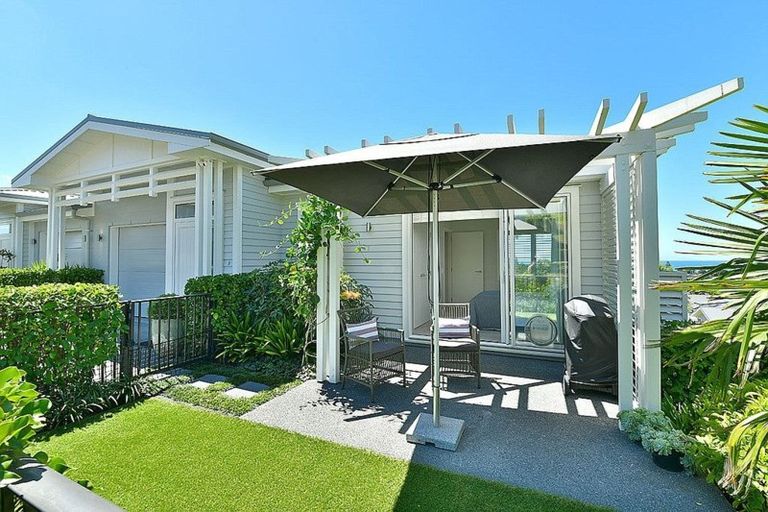 Photo of property in 46 Panorama Heights, Orewa, 0931