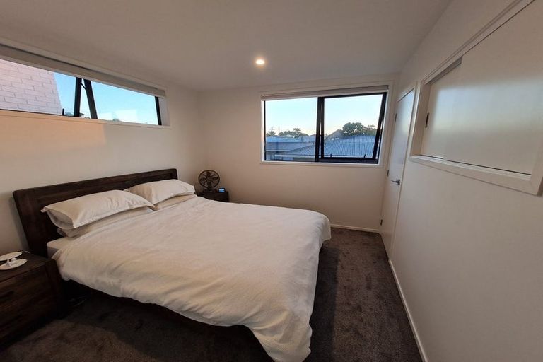 Photo of property in 6/45 Vera Road, Te Atatu South, Auckland, 0610