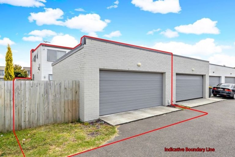 Photo of property in 87 Popokatea Drive, Takanini, 2112