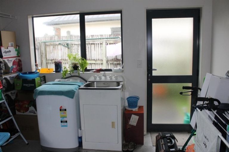 Photo of property in 4a Ash Grove, Maungaturoto, 0520