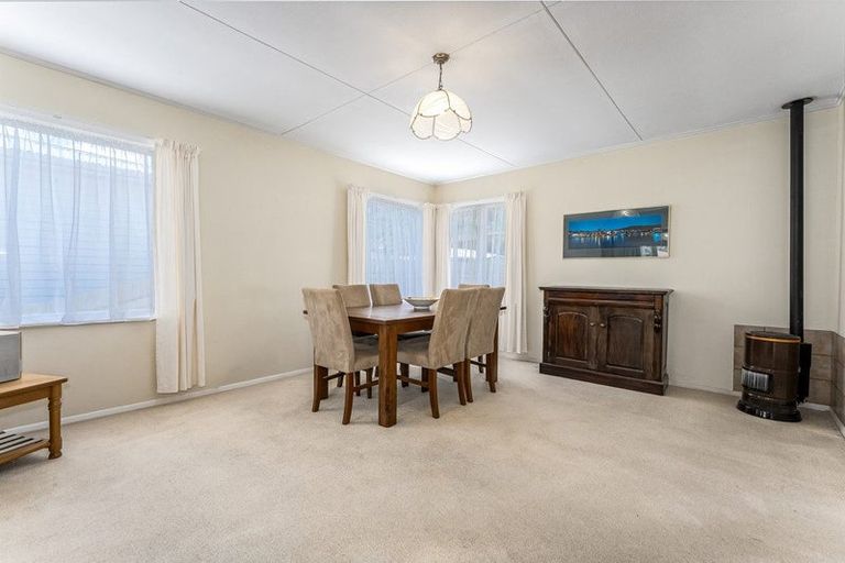 Photo of property in 53 Peel Place, Wainuiomata, Lower Hutt, 5014