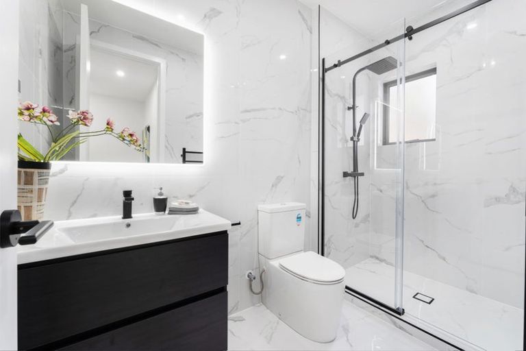 Photo of property in 6a Tristram Avenue, Forrest Hill, Auckland, 0620