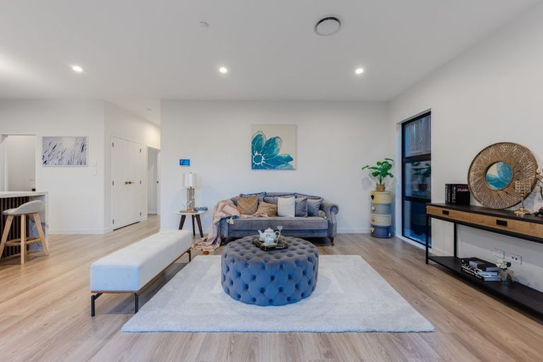 Photo of property in 80 Huanui Drive, Wainui, 0992