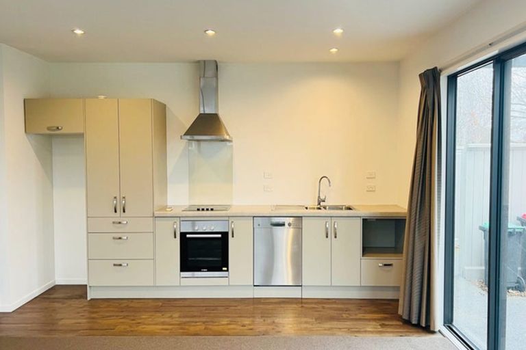 Photo of property in 29a Clarence Street South, Addington, Christchurch, 8024