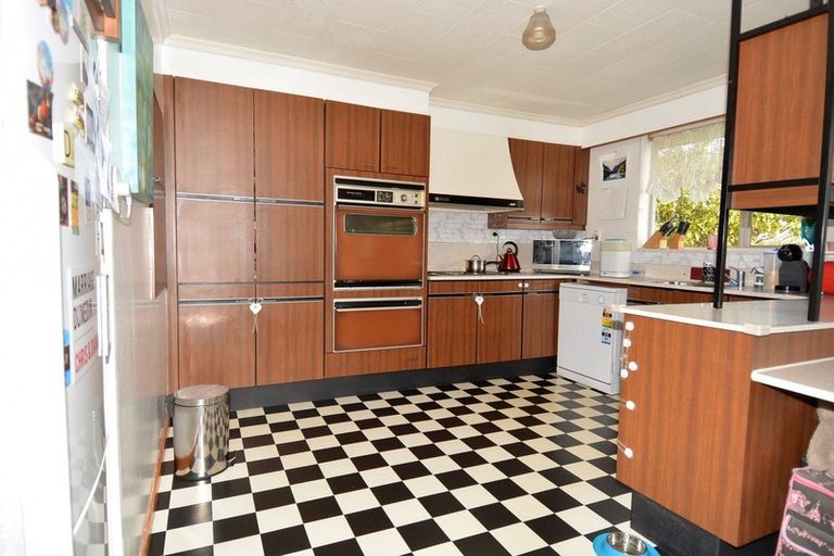 Photo of property in 302 Elles Road, Strathern, Invercargill, 9812