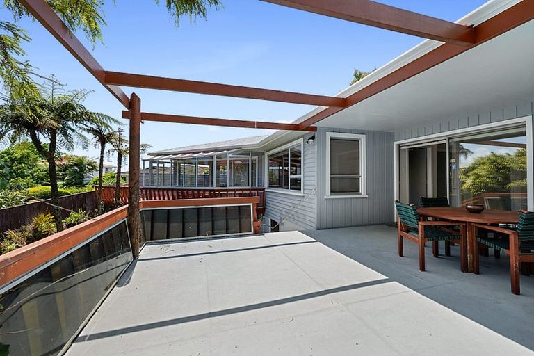 Photo of property in 16 Selwyn Street, Lower Vogeltown, New Plymouth, 4310