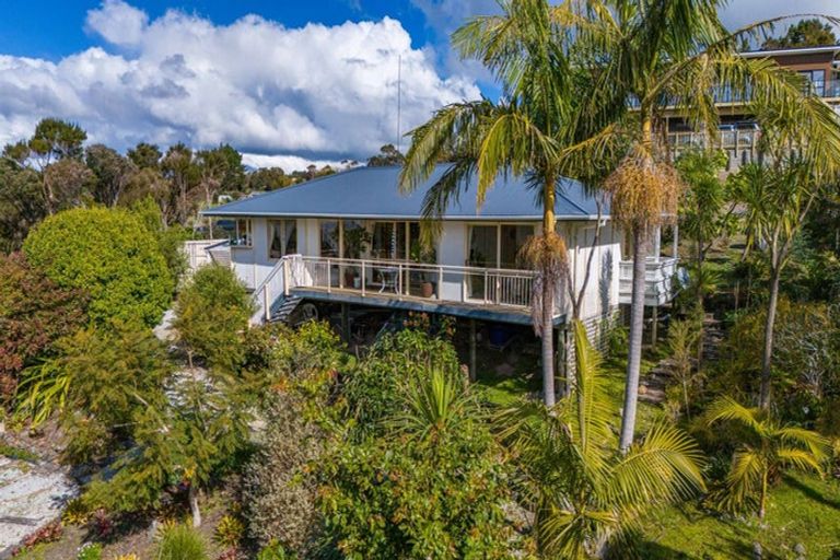 Photo of property in 105 Cable Bay Block Road, Cable Bay, 0420