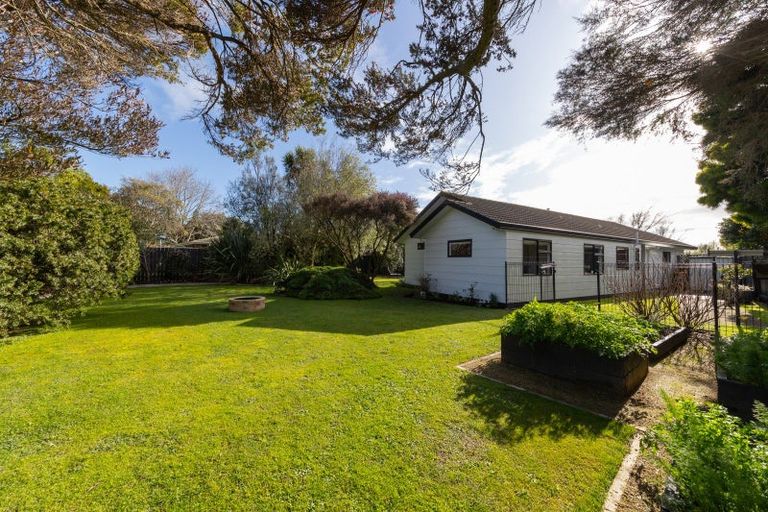 Photo of property in 9 Delta Place, Milson, Palmerston North, 4414
