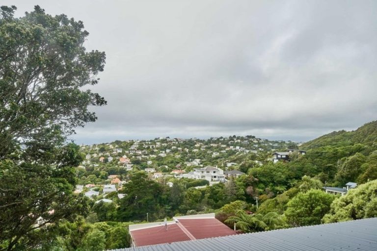 Photo of property in 5 Beavis Lane, Karori, Wellington, 6012