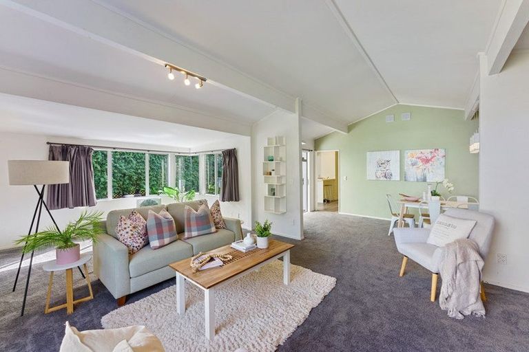 Photo of property in 103 Leinster Avenue, Raumati South, Paraparaumu, 5032