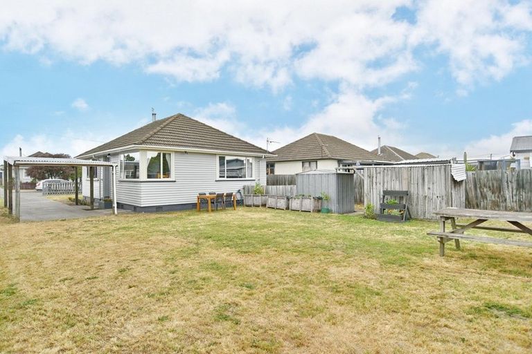 Photo of property in 87 Baynes Street, Burwood, Christchurch, 8083