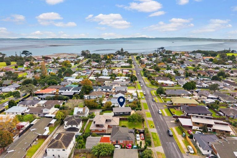 Photo of property in 1/6 Mcleod Road, Weymouth, Auckland, 2103