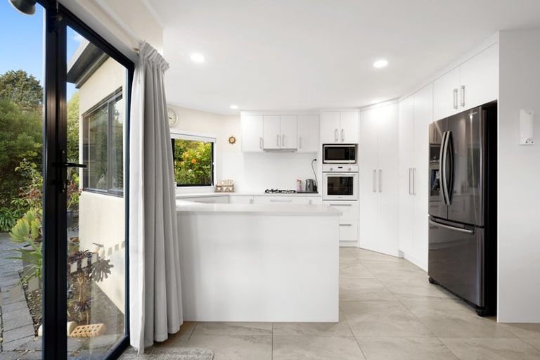 Photo of property in 25 Dallinger Street, St Andrews, Hamilton, 3200