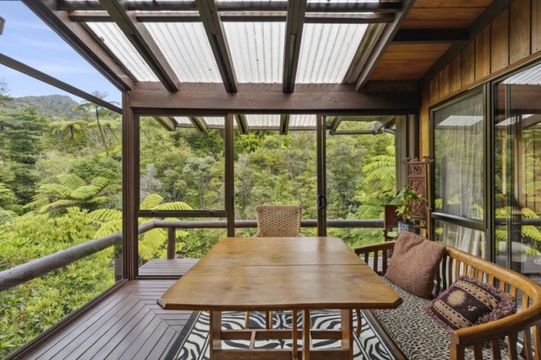 Photo of property in 586 Tapu Coroglen Road, Coromandel Forest Park, Thames, 3575