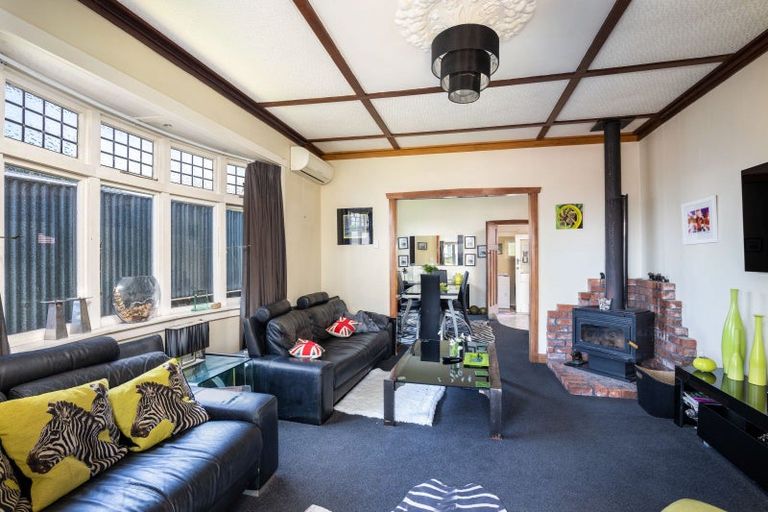 Photo of property in 100 Lemon Street, New Plymouth, 4312