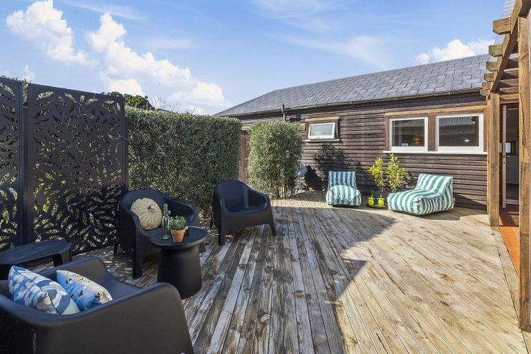 Photo of property in 24a Puriri Street, Miramar, Wellington, 6022