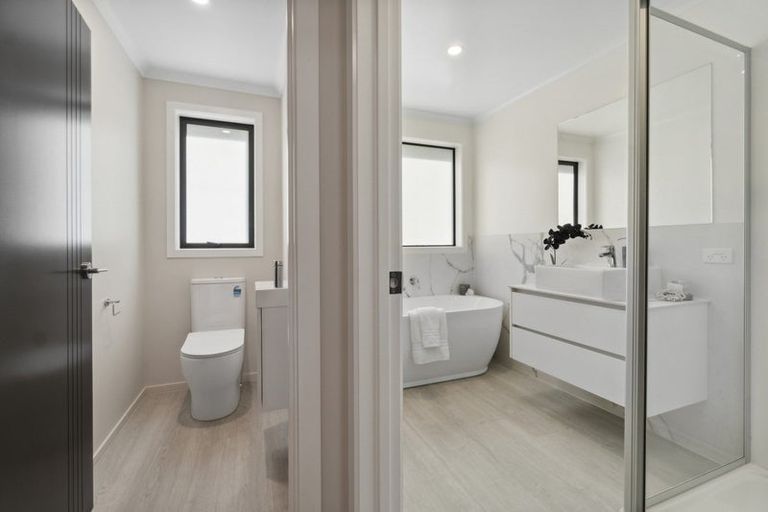 Photo of property in 35b Leathem Crescent, Pokeno, 2402