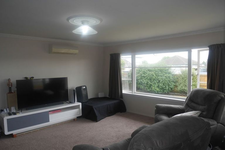 Photo of property in 54 Tauiwi Crescent, Hei Hei, Christchurch, 8042
