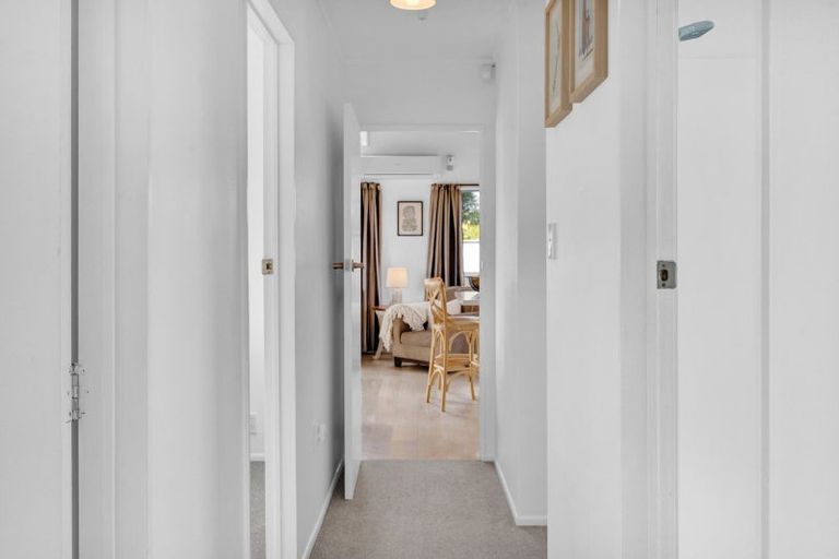 Photo of property in 9 Pohutukawa Drive, Opunake, 4616