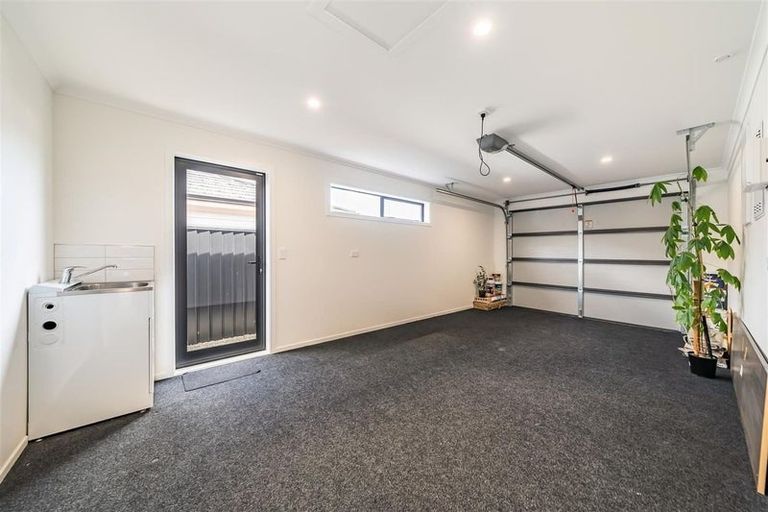 Photo of property in 11 Buddle Road, Wallaceville, Upper Hutt, 5018