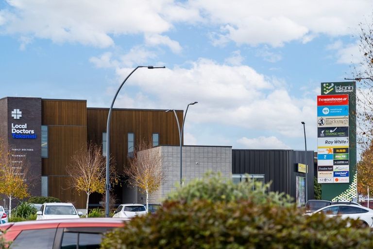 Photo of property in 68 Kairakau Street, Papakura, 2110