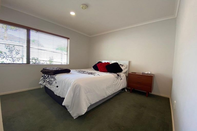 Photo of property in 25a Westerham Drive, Dannemora, Auckland, 2016