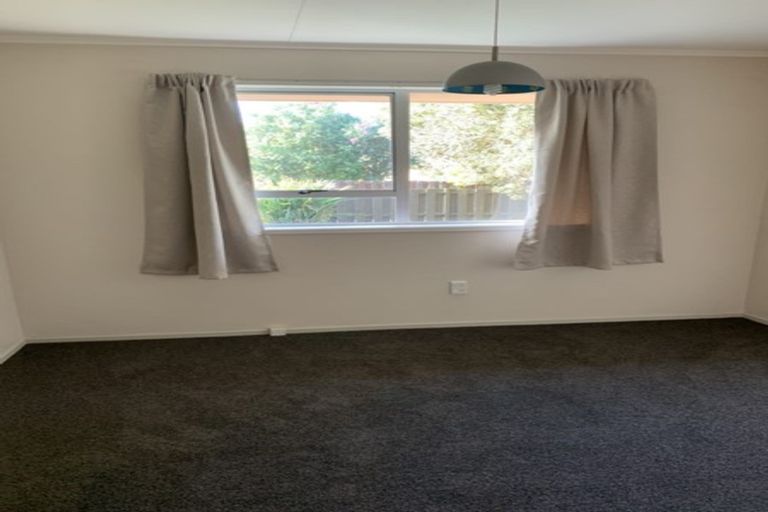 Photo of property in 4 Marotiri Drive, Ruakaka, 0116