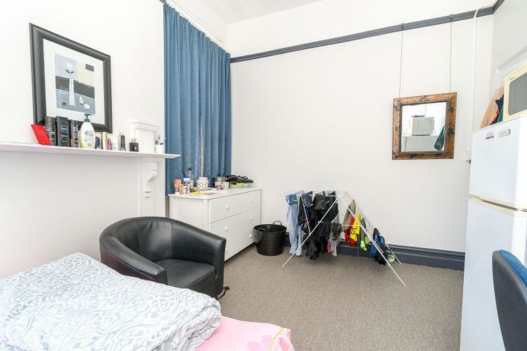 Photo of property in 39 Royal Terrace, Dunedin Central, Dunedin, 9016
