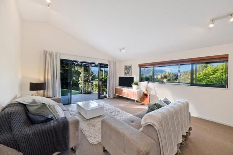 Photo of property in 7 Te Papau Crescent, Diamond Harbour, 8972
