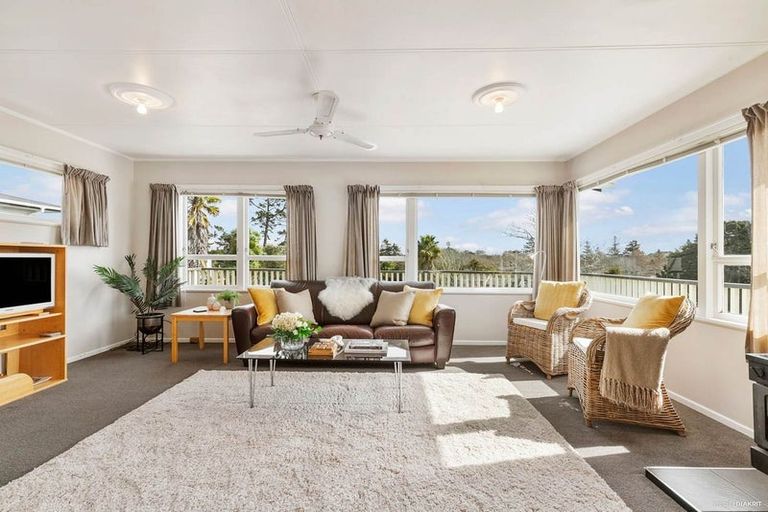 Photo of property in 80 Prospect Terrace, Pukekohe, 2120