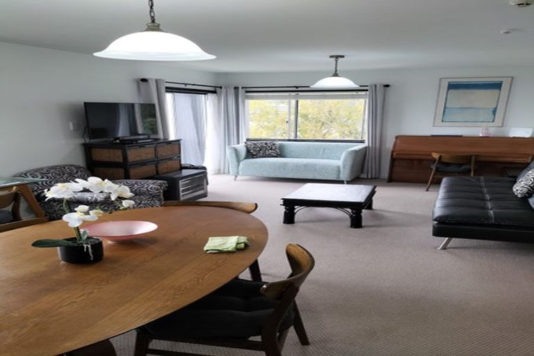 Photo of property in Mansfield Towers, 1 Grant Road, Thorndon, Wellington, 6011