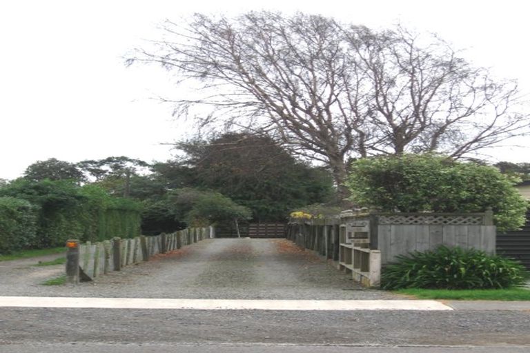 Photo of property in 64 Elizabeth Street, Waikanae, 5036