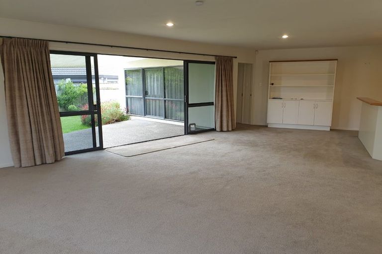 Photo of property in 6 Saint Hill Lane, Havelock North, 4130