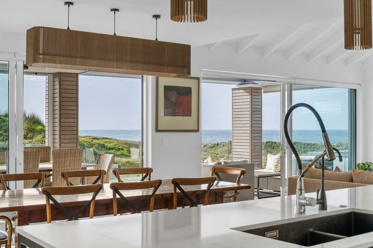 Photo of property in 19 Otira Close, Papamoa Beach, Papamoa, 3118