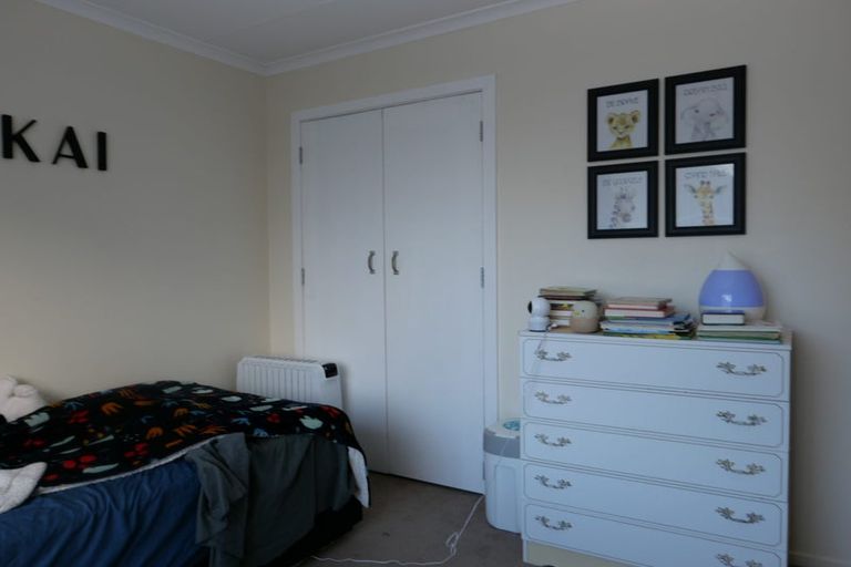 Photo of property in 51 Ruahine Street, Paraparaumu, 5032