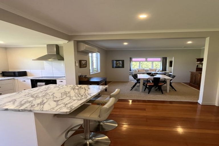 Photo of property in 547 Te Mata Mangateretere Road, Havelock North, 4294