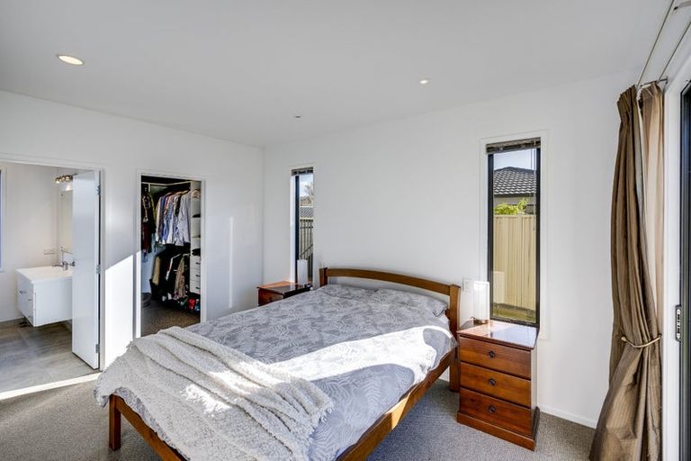 Photo of property in 11 Pania Place, Poraiti, Napier, 4112